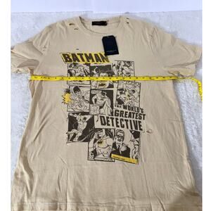 Batman Graphic Distressed T-Shirt Size L 100% Cotton Junk Food Label
